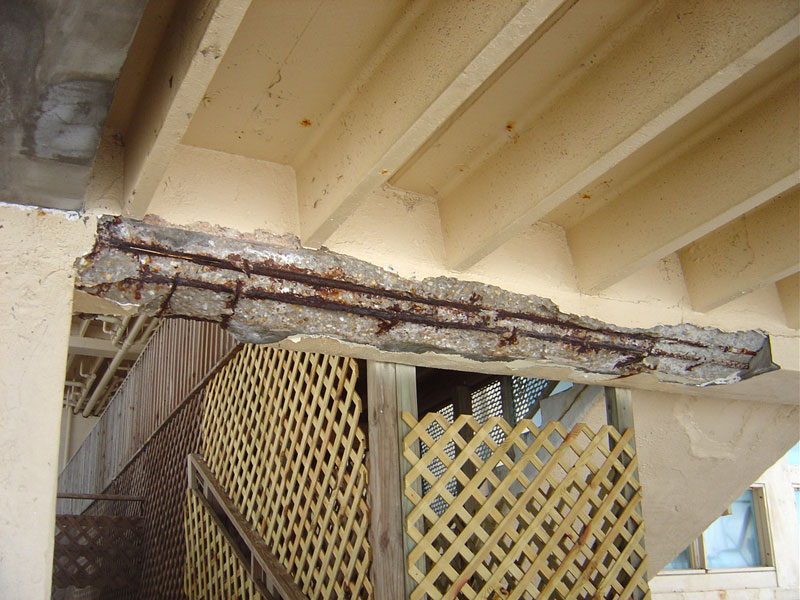 Panama City Construction - Deteriorated concrete beam